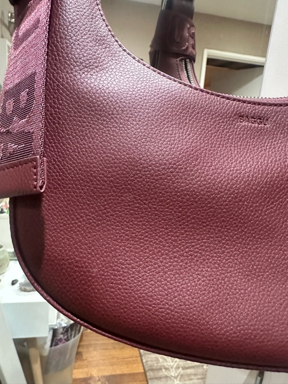 Baggu small recycled leather Crescent bag in Mahogany - Picture 3 of 10